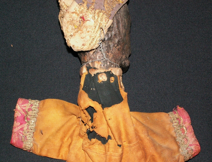 Retro prima del restauro